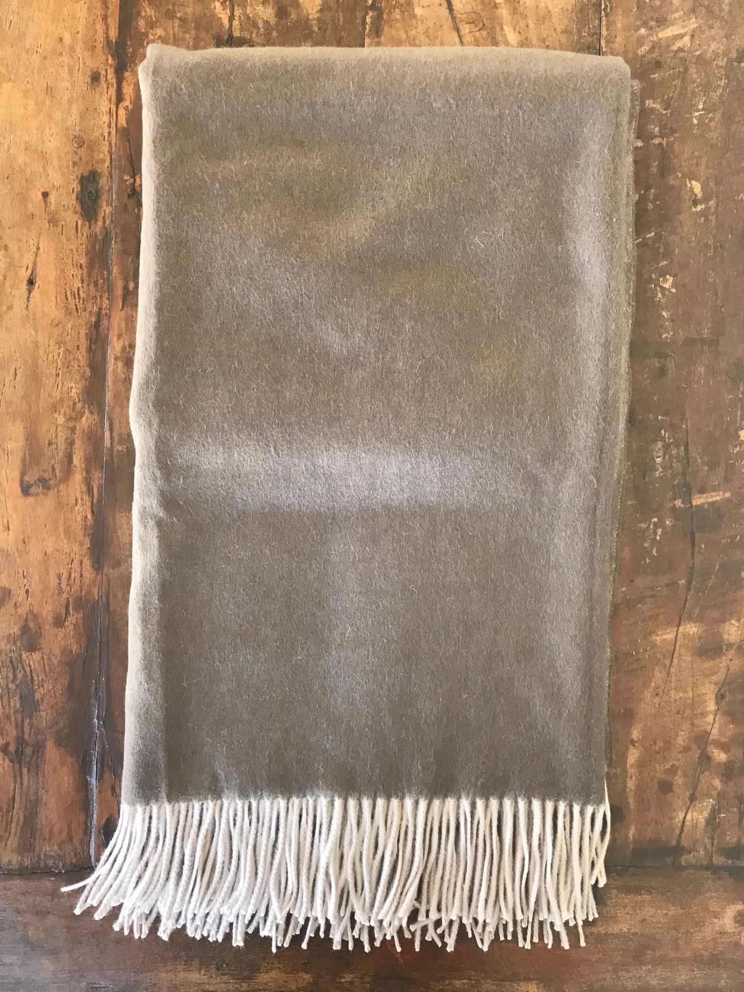 Cashmere Throw Mocha